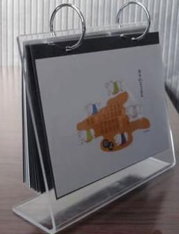 High Quality Fashion Shape Acrylic Calendar Holder