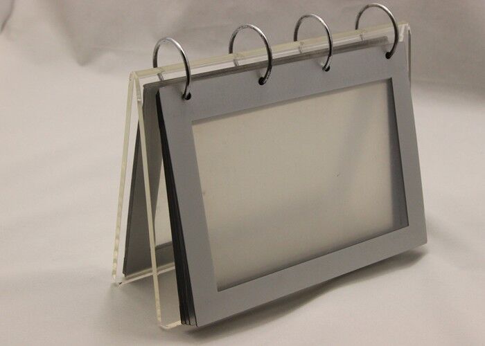 OEM / ODM White Country Acrylic Desk Calendar Holder With Metal Ring